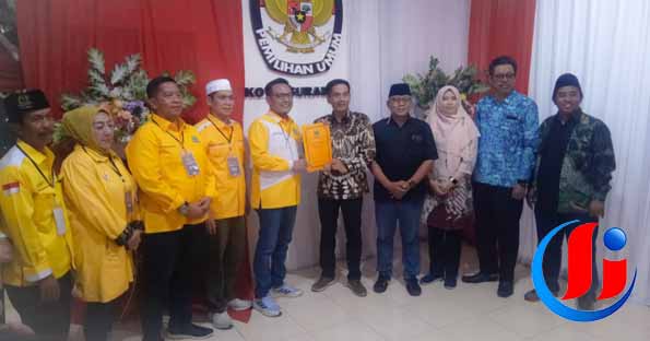 Didampingi Sholawat Badar, DPD Partai Golkar Surabaya Daftarkan 50 Bacaleg di KPU – PETISI.CO